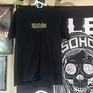 The acacia strain “breeding rats” medium shirt